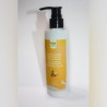 Moisturizing milk with sweet almond